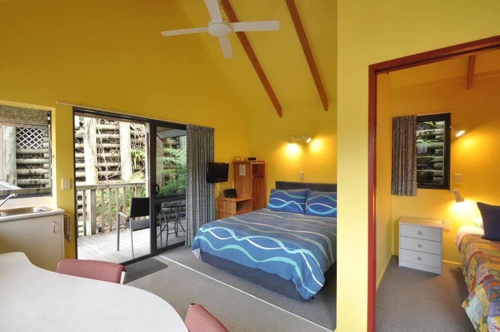 Bay Cabinz Motel Paihia Dış mekan fotoğraf